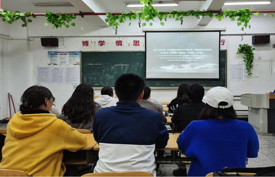 泰国a片
第十五期发展对象培训班顺利结业​